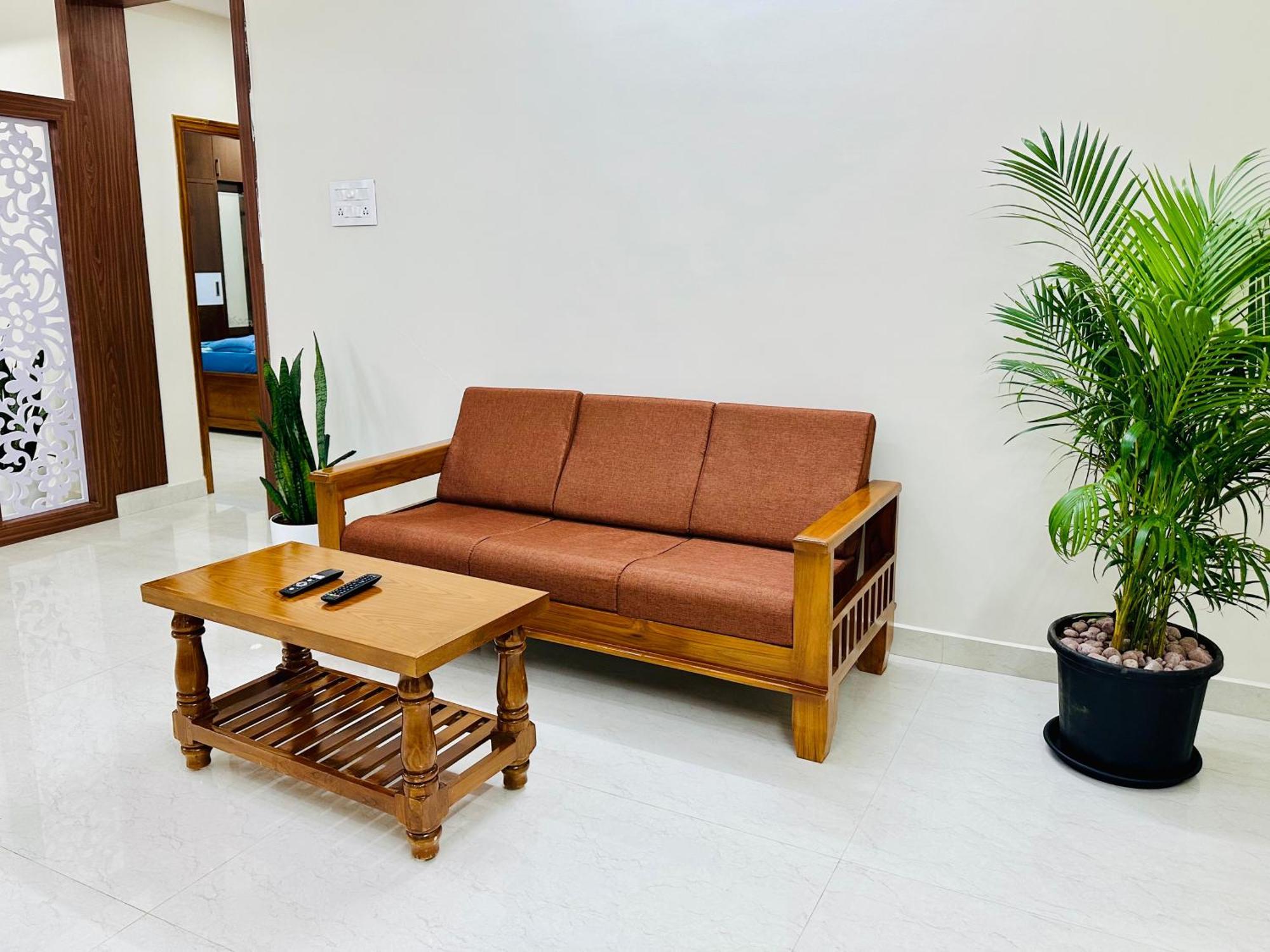 Truelife - 3Bhk Luxury Suites - Ps4 Veg Restaurant, On The Way To Balaji Temple - 2500 Sft Large Signature Apartments - Modular Kitchen - Super Fast Wifi, Smart Tv, 250 Jio Channels - Parking - Easy Access To All Temples - Top Service With Lots Of Lo Tirupati Exterior foto